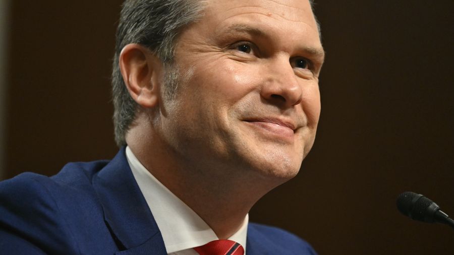 Pete Hegseth confirmé de justesse nouveau patron du Pentagone