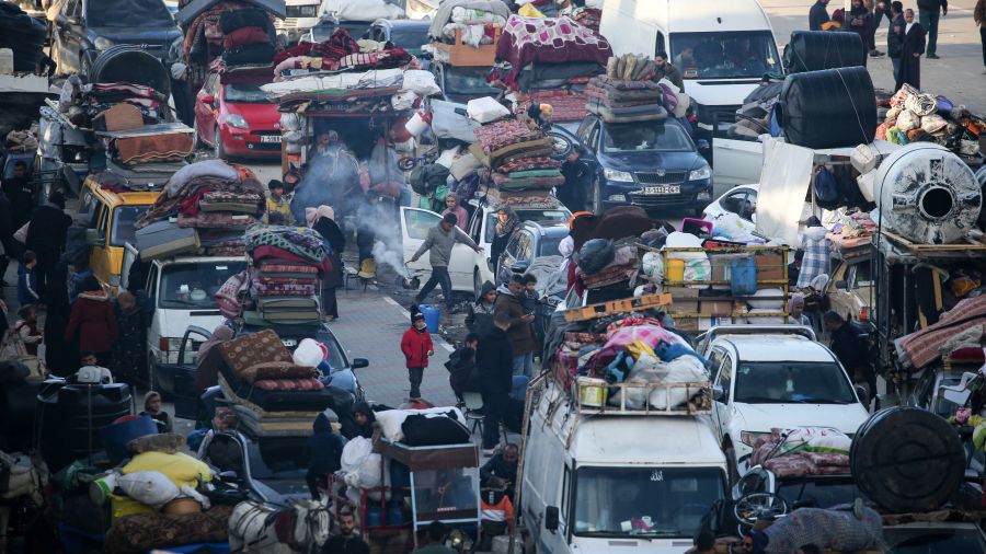 À Gaza, les déplacés bloqués dans leur retour vers le nord