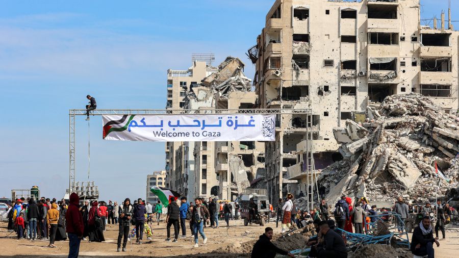 Les Palestiniens dénoncent l'idée de Trump de déplacer les habitants de Gaza