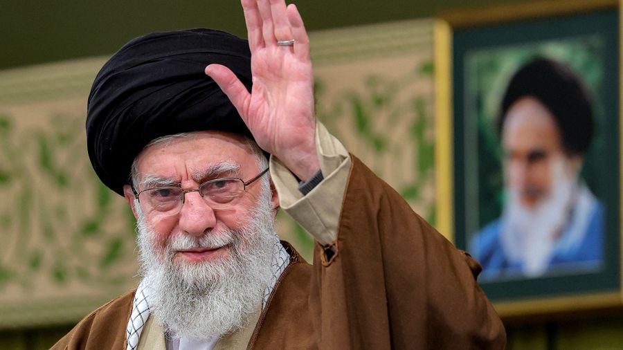 Donald Trump ne réussira pas à détruire l'Iran, prévient Khamenei