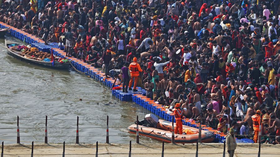 Inde: au moins 15 morts au pèlerinage géant hindou de la Kumbh Mela