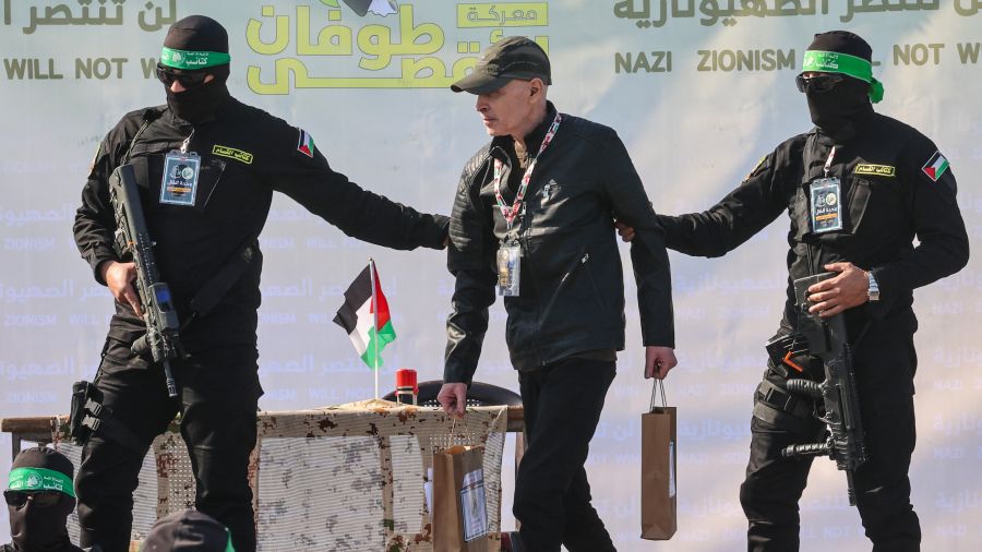 A Gaza, le Hamas libère trois nouveaux otages israéliens