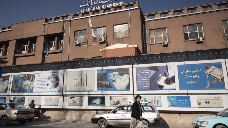 L'EI revendique l'attentat-suicide devant une banque en Afghanistan