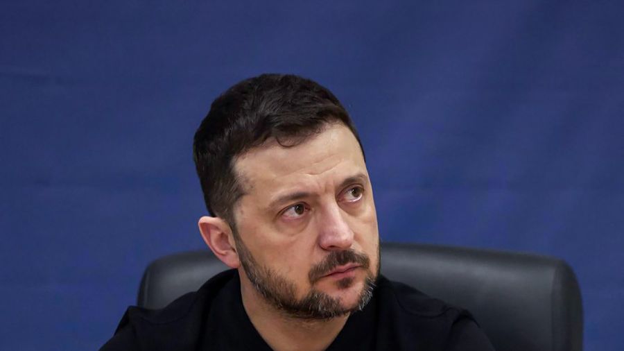Zelensky met en garde contre la \