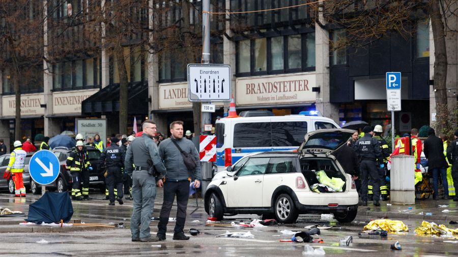 Voiture sur la foule à Munich : \