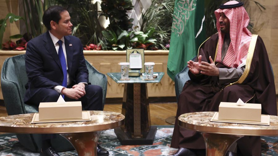 Rubio rencontre le prince héritier saoudien 