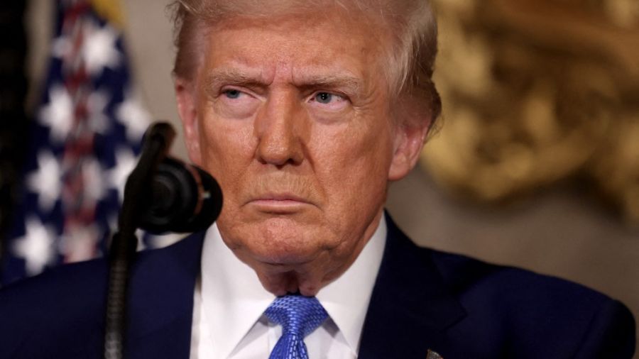 Ukraine: Trump s'en prend à Zelensky et espère un accord prochain avec la Russie