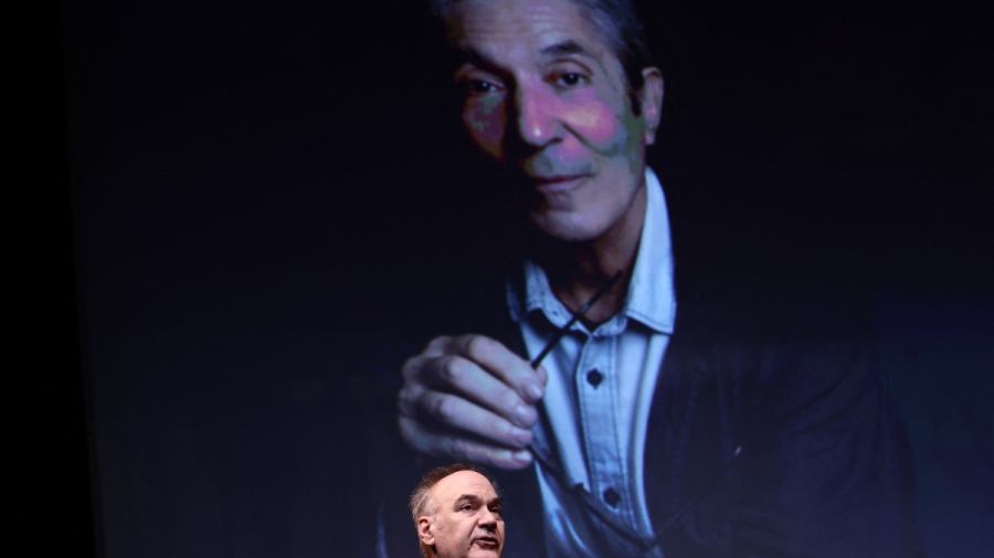Boualem Sansal se défend seul et dément la grève