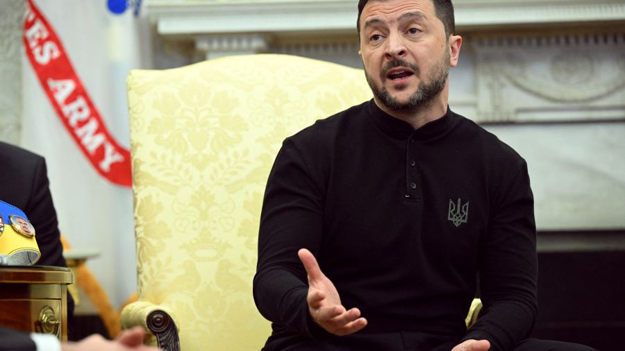 Ukraine: le Kremlin appelle à \