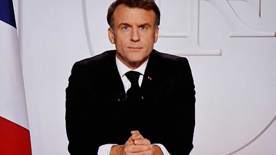 Macron appelle les Français au \