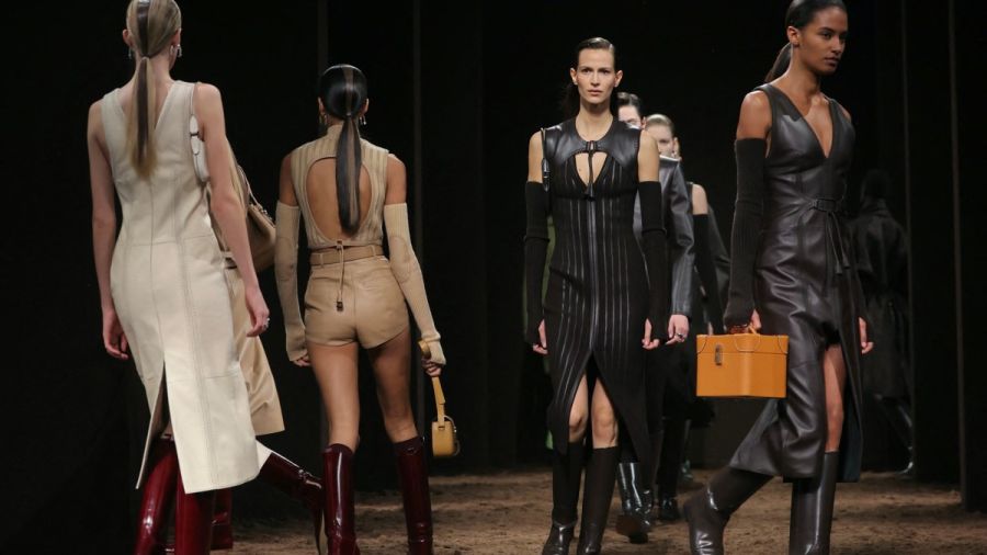 Hermès met le feutre à l'honneur dans sa collection Automne-Hiver 2025-2026