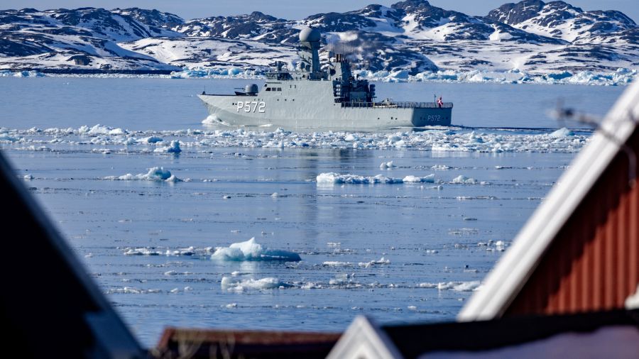 Le ministre danois de la Défense au Groenland pour un exercice militaire sans les États-Unis