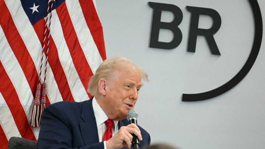 Trump tape une nouvelle fois sur le Canada