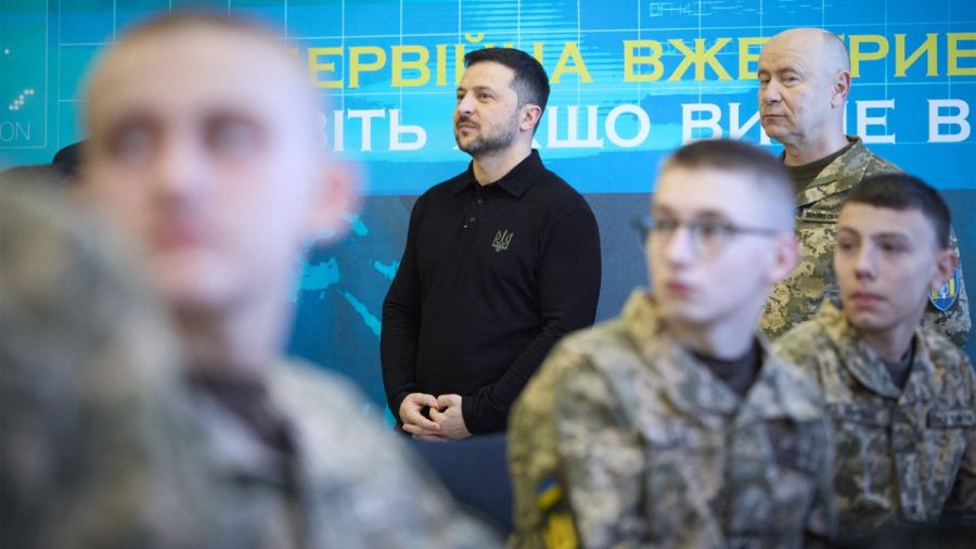 Ukraine: Zelensky accuse la Russie de nouvelles frappes
