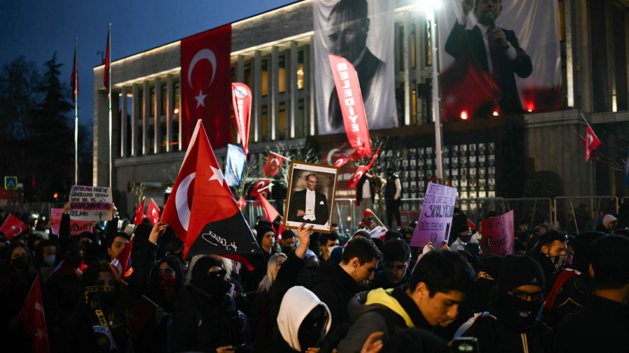 L’arrestation du maire d’Istanbul: un choc économique pour la Turquie