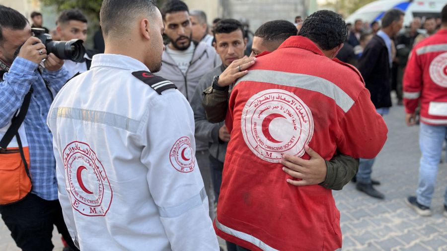 Gaza: le Croissant-Rouge dit avoir retrouvé 15 secouristes tués après des tirs israéliens