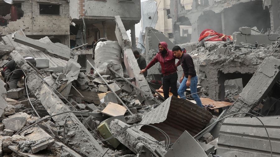 Plus de 20 morts dans une frappe israélienne à Gaza selon les secours