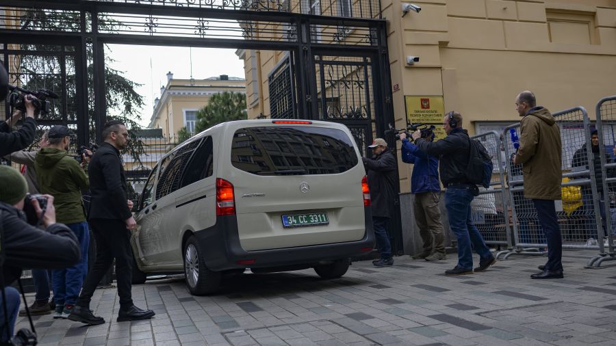 Début à Istanbul de nouveaux pourparlers russo-américains sur le travail des ambassades