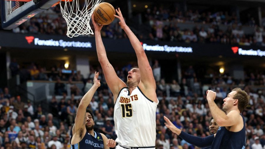 NBA: Denver confirme son rebond, Jokic entre dans l'histoire