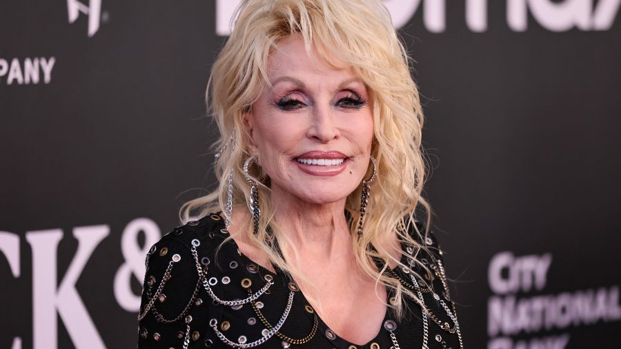 Dolly Parton, légende américaine de la musique country, meurt à 80 ans 