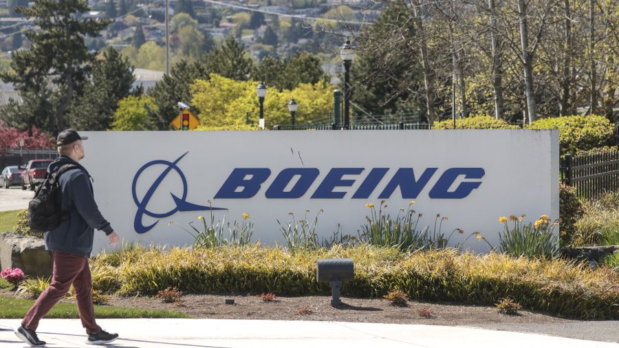 Un demi-siècle d'équilibre aéronautique en jeu: Airbus et Boeing face à Trump