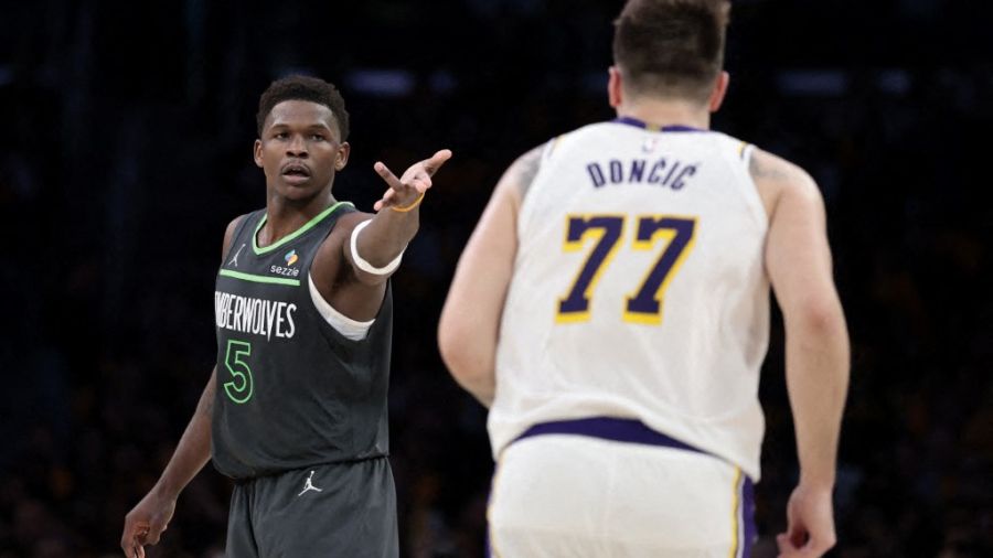 Play-offs NBA: les Lakers cueillis d'entrée par Minnesota