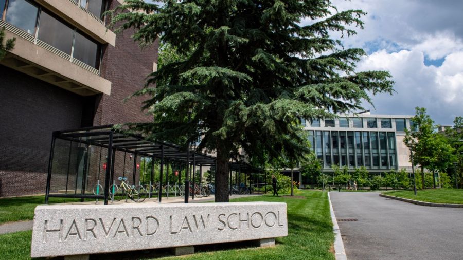 Harvard poursuit en justice l'administration américaine