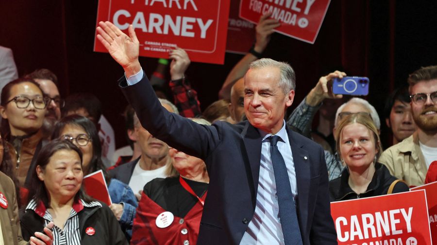 Canada: de grandes capitales saluent la victoire de Carney, silence à Washington