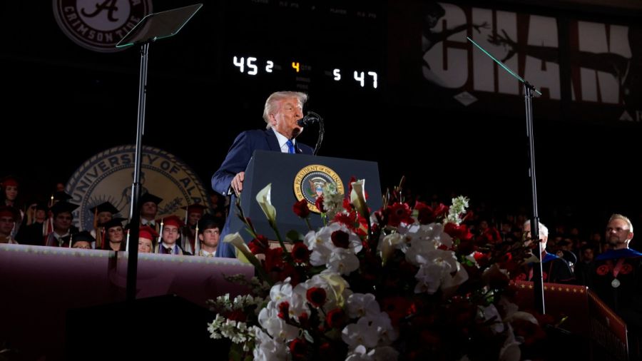 Iran: Washington espère de nouvelles discussions mais Trump accentue la pression