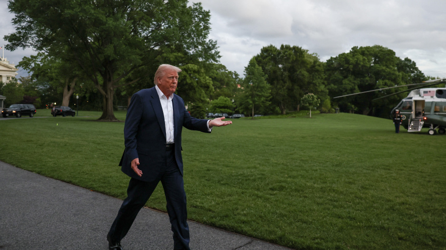 Donald Trump annonce des droits de douane de 100% sur les films produits à l'étranger