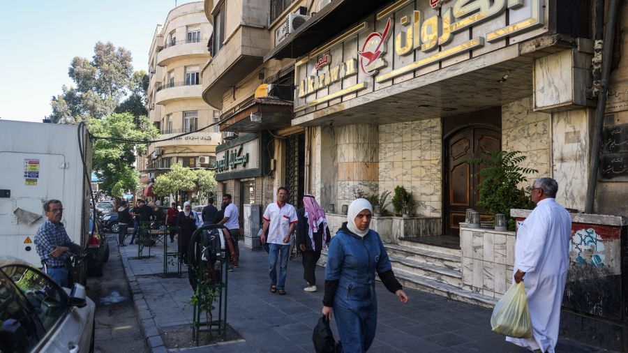 Attaque contre une boîte de nuit à Damas, une femme tuée