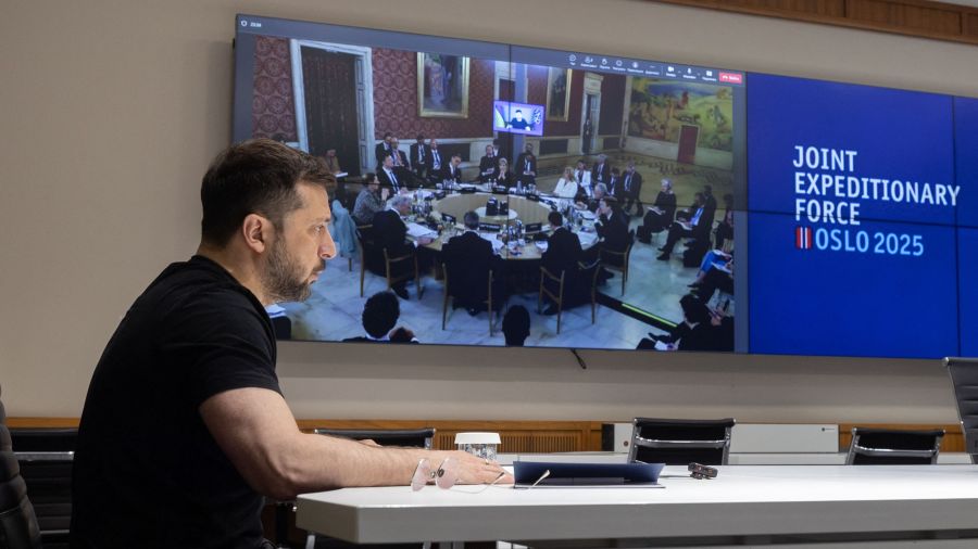 Zelensky annonce un sommet européen samedi en soutien à l'Ukraine 