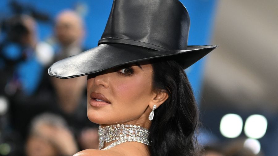Kim Kardashian mardi à la barre dans l’affaire de son braquage