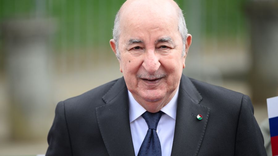 Le président algérien veut faire appliquer la peine de mort contre les pyromanes