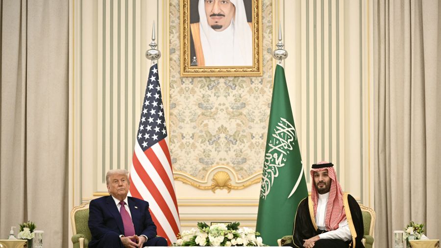 Donald Trump salue sa «relation formidable» avec MBS