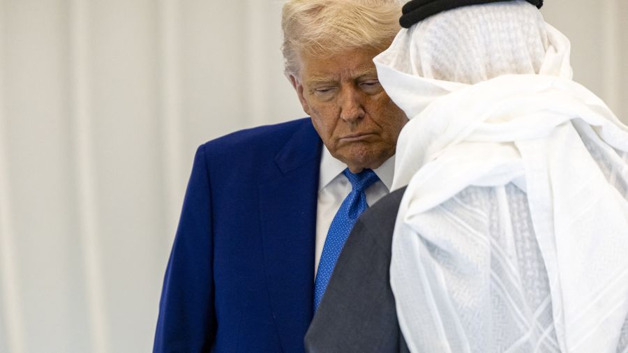 En visite au Moyen-Orient, Trump ignore son allié israélien