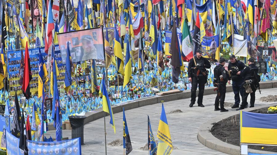 Europe et États-Unis vont «coordonner étroitement» les négociations sur l'Ukraine après la conversation Trump-Poutine