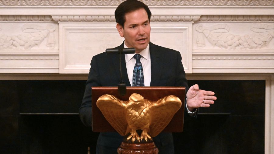L'Iran «refuse» de parler de son programme balistique et «cela pose problème», dit Rubio