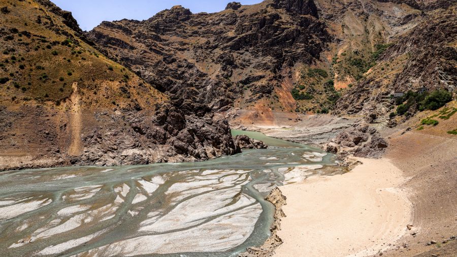 Sécheresse en Iran: le principal barrage en eau de Téhéran pratiquement à sec