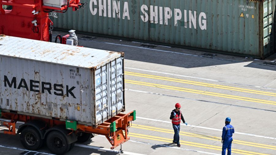 Guerre commerciale: Trump critique un président chinois «dur», Bruxelles et Washington avancent