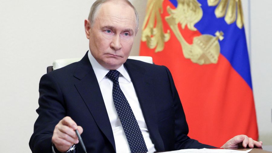 Poutine assure qu'il «cessera les hostilités» si l'Ukraine se retire