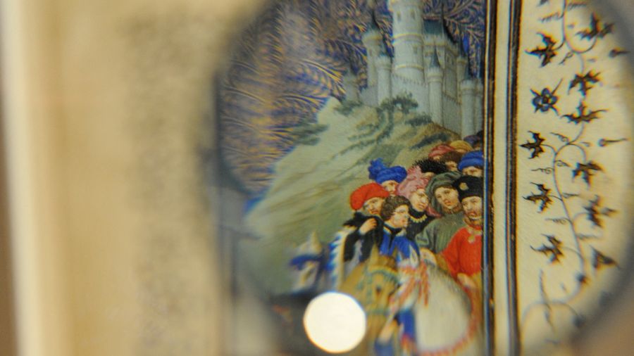 «Les Très Riches Heures» du duc de Berry restaurées et exposées à Chantilly