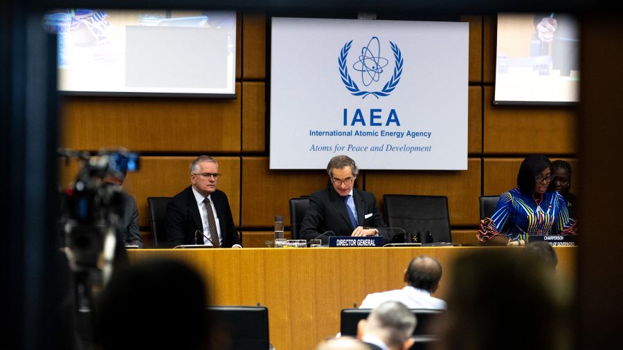 Nucléaire: L'AIEA condamne l'Iran pour son «non-respect» de ses obligations