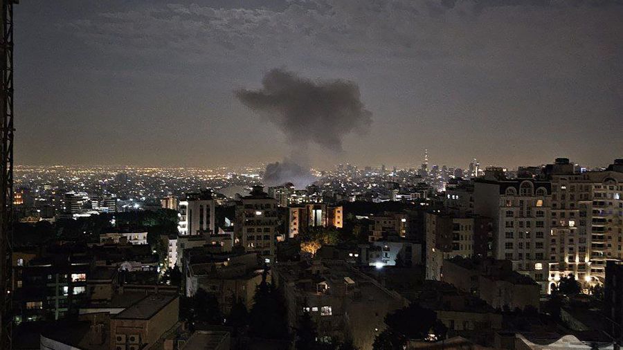 Frappes israéliennes en Iran: la communauté internationale appelle à la désescalade