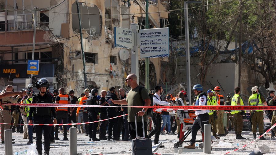 Israël dit s’attendre à une guerre \