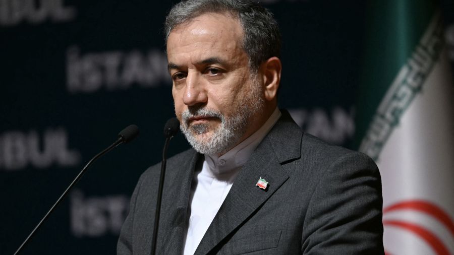 Funérailles nationales en Iran pour les hauts gradés tués par Israël