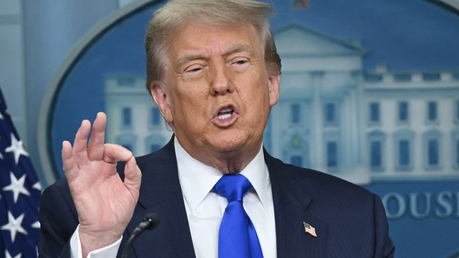 Trump se félicite d’une décision-clé de la Cour suprême limitant les juges fédéraux