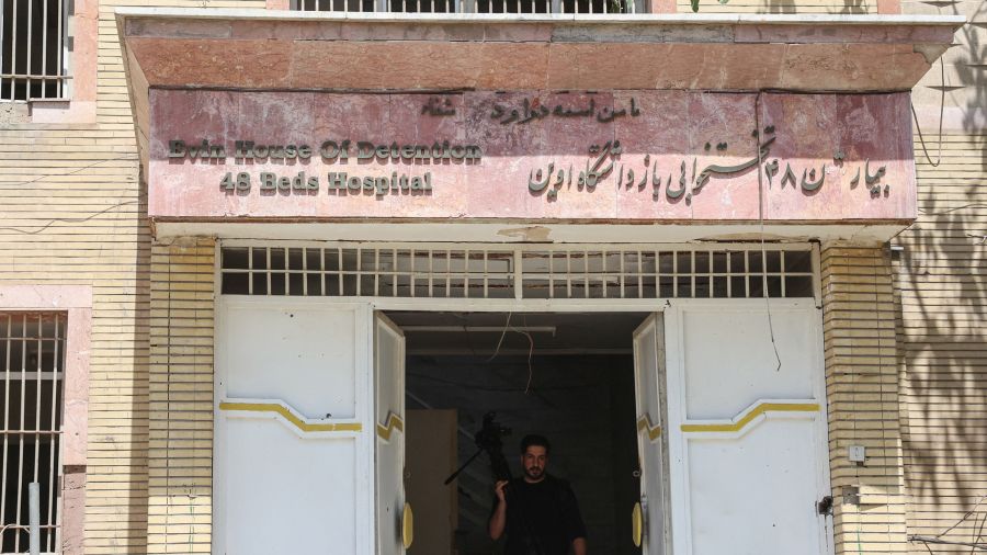Iran : les détenus de la prison d'Evin privés de nourriture