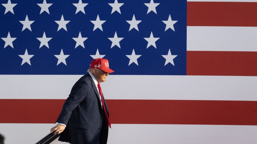 Trump lance son plan pour accélérer le développement d'une IA sans «biais idéologique»
