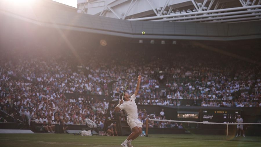 Wimbledon: Alcaraz écarte Struff et file en huitièmes
